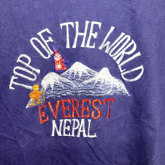 Top Of The World Everest Nepal Purple Short Sleeve T-shirt- Size 48 - Picture 2 of 4